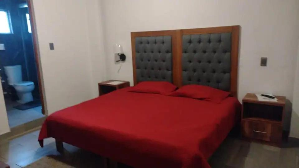 Suites C O V A D O N G A Città del Messico Camera foto